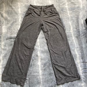 Lululemon Athletica wide leg pants. Grey light heathering. Size 4.